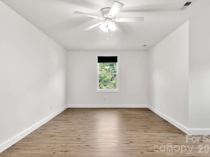 621 Norland Avenue, Kannapolis, NC 28083.  MLS# CAR4415898, YatesRealty ID 46310. 