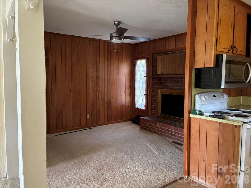 6102 Len Drive, Shelby, NC 28152.  MLS# CAR4412786, YatesRealty ID 46313. 