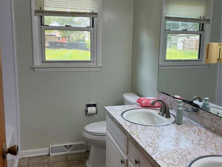 6102 Len Drive, Shelby, NC 28152.  MLS# CAR4412786, YatesRealty ID 46313. 