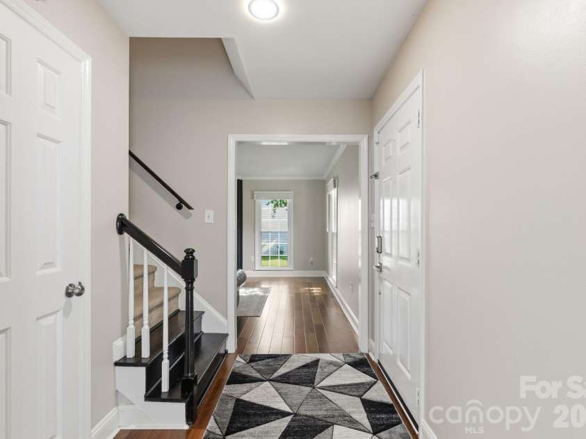 12200 Bay Tree Way, Charlotte, NC 28277.  MLS# CAR4416004, YatesRealty ID 46314. 