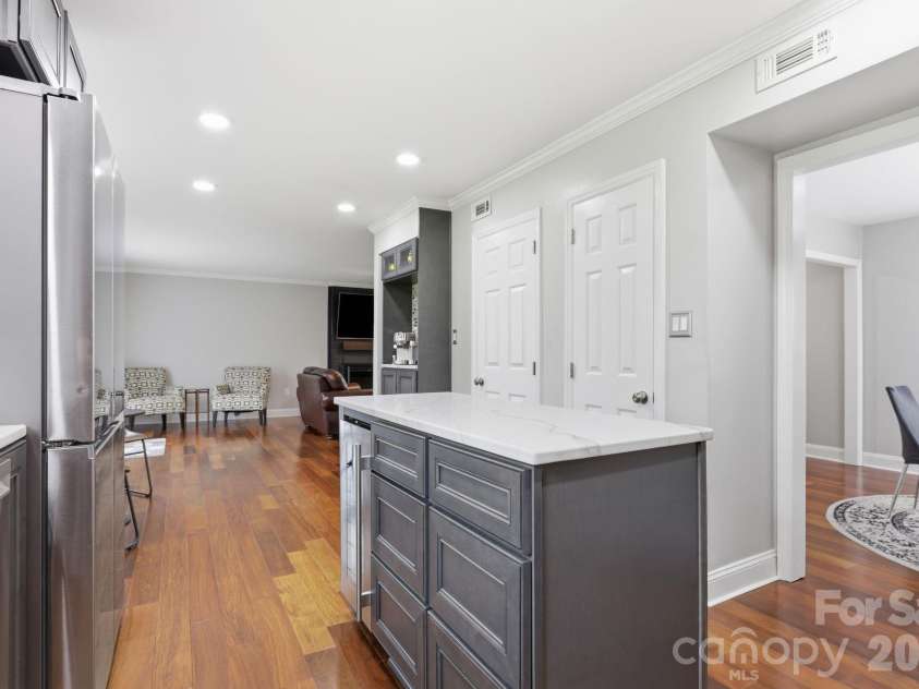 12200 Bay Tree Way, Charlotte, NC 28277.  MLS# CAR4416004, YatesRealty ID 46314. 