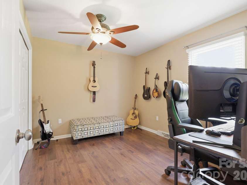 12200 Bay Tree Way, Charlotte, NC 28277.  MLS# CAR4416004, YatesRealty ID 46314. 