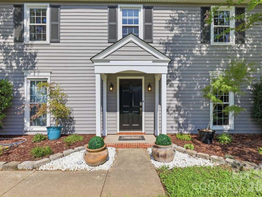 12200 Bay Tree Way, Charlotte, NC 28277.  MLS# CAR4416004, YatesRealty ID 46314. 