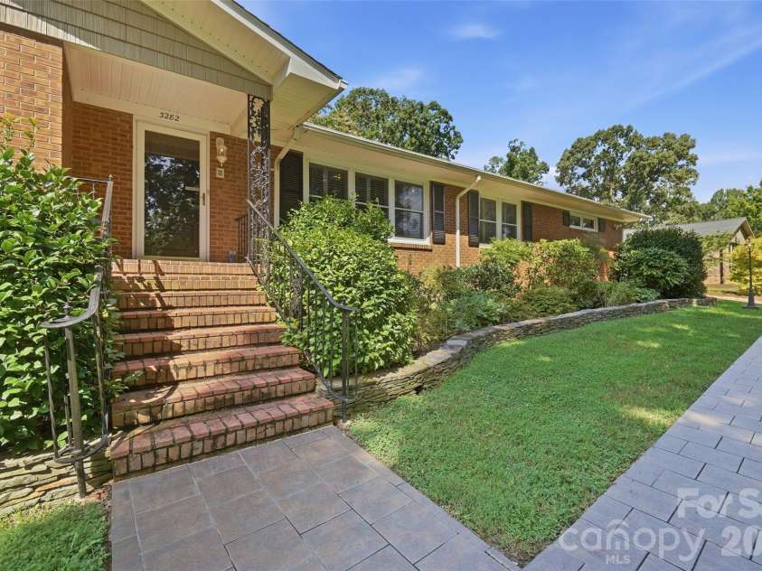 3282 Woodchuck Drive, Kannapolis, NC 28081.  MLS# CAR4413407, YatesRealty ID 46315. 