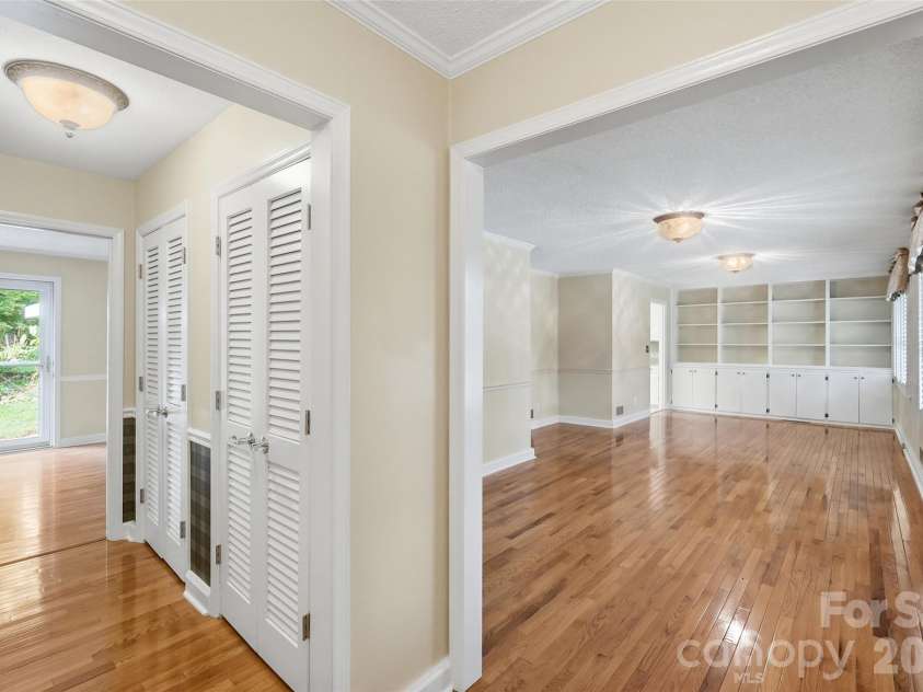 3282 Woodchuck Drive, Kannapolis, NC 28081.  MLS# CAR4413407, YatesRealty ID 46315. 