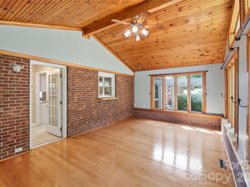 3282 Woodchuck Drive, Kannapolis, NC 28081.  MLS# CAR4413407, YatesRealty ID 46315. 