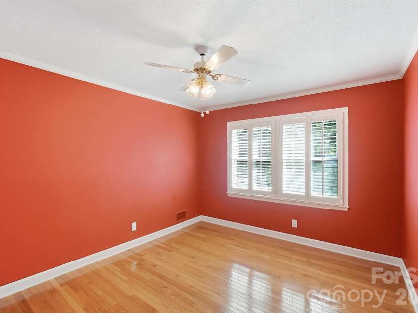 3282 Woodchuck Drive, Kannapolis, NC 28081.  MLS# CAR4413407, YatesRealty ID 46315. 