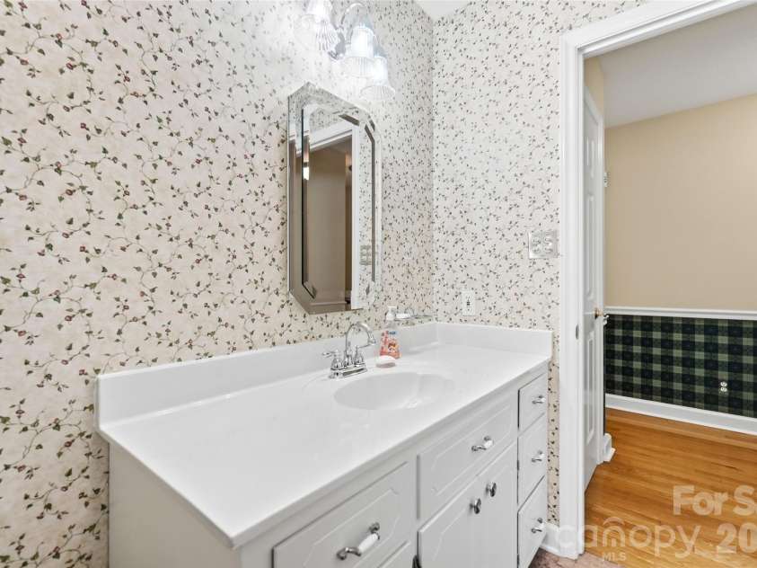 3282 Woodchuck Drive, Kannapolis, NC 28081.  MLS# CAR4413407, YatesRealty ID 46315. 