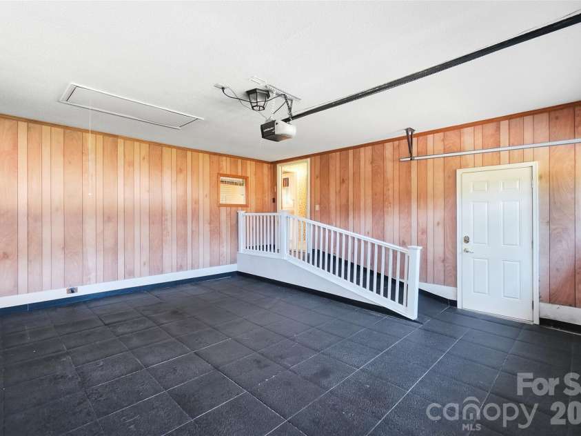 3282 Woodchuck Drive, Kannapolis, NC 28081.  MLS# CAR4413407, YatesRealty ID 46315. 