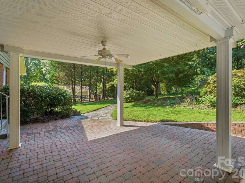 3282 Woodchuck Drive, Kannapolis, NC 28081.  MLS# CAR4413407, YatesRealty ID 46315. 