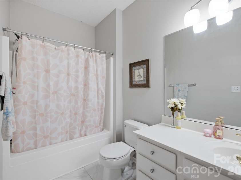 108 Summerbrook Lane, Mooresville, NC 28117.  MLS# CAR4415684, YatesRealty ID 46316. 