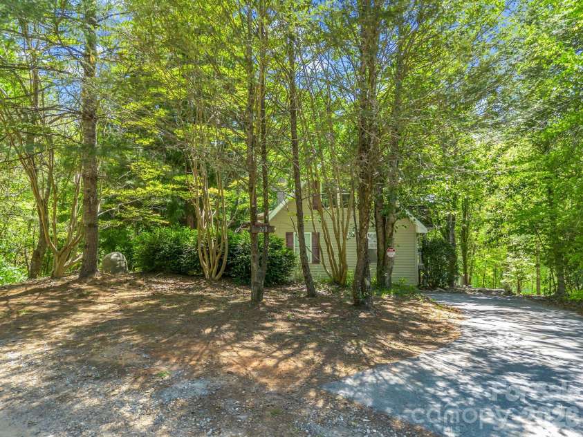 268 Mallard Road, Lake Lure, NC 28746.  MLS# CAR4372270, YatesRealty ID 46317. 