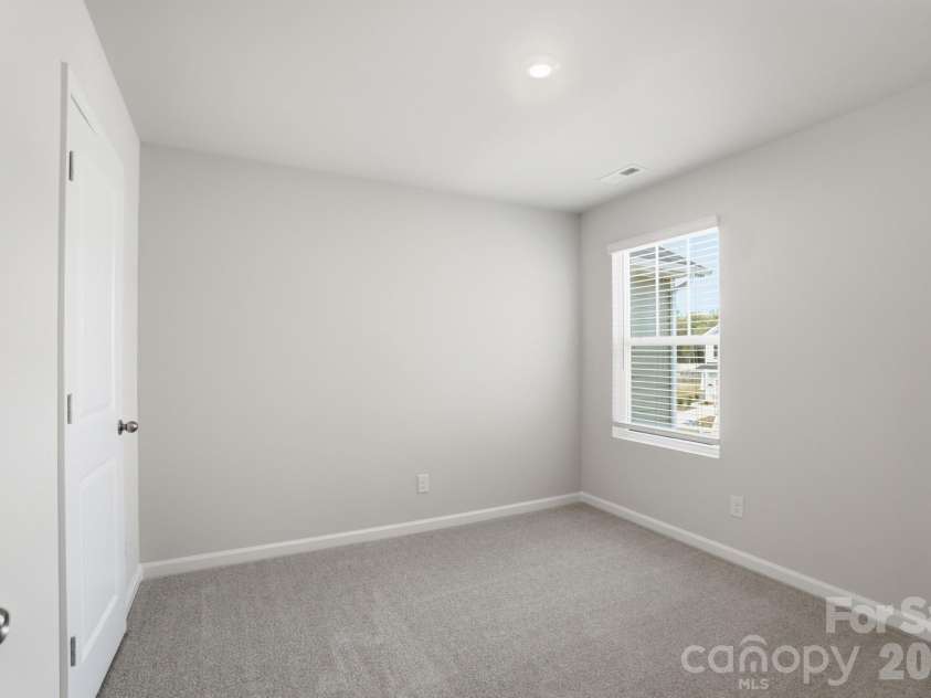 343 Laura Elizabeth Lane, Clover, SC 29710.  MLS# CAR4417366, YatesRealty ID 46325. 