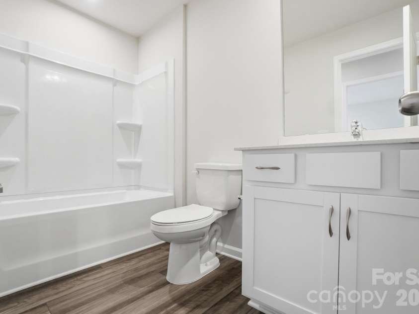 343 Laura Elizabeth Lane, Clover, SC 29710.  MLS# CAR4417366, YatesRealty ID 46325. 