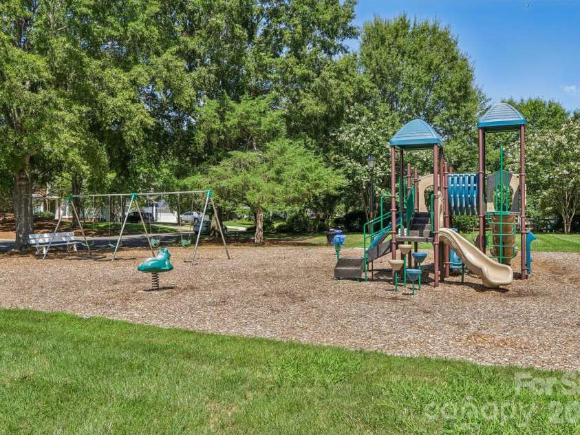 8504 Tamarron Drive, Charlotte, NC 28277.  MLS# CAR4415545, YatesRealty ID 46326. Playground