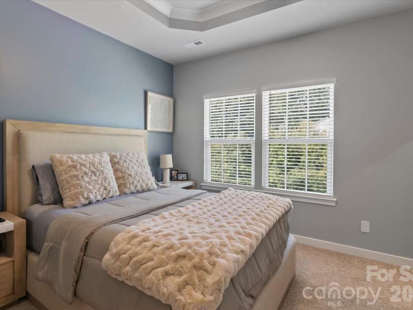 3037 Beeler Lane, Charlotte, NC 28208.  MLS# CAR4415864, YatesRealty ID 46327. 