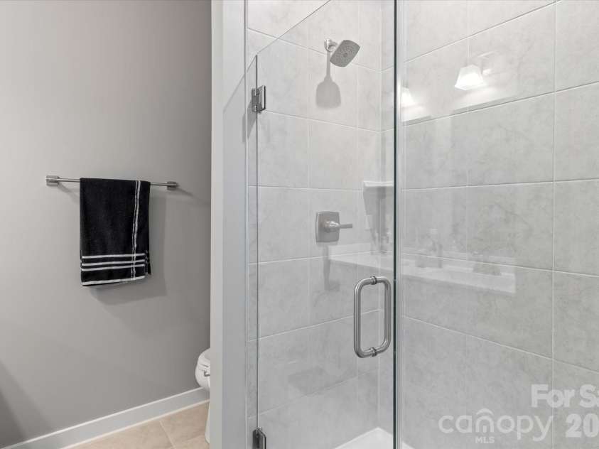3037 Beeler Lane, Charlotte, NC 28208.  MLS# CAR4415864, YatesRealty ID 46327. 