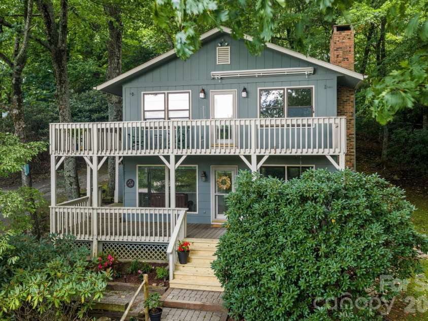 188 Laurel Hill Drive, Boone, NC 28607.  MLS# CAR4417361, YatesRealty ID 46329. 