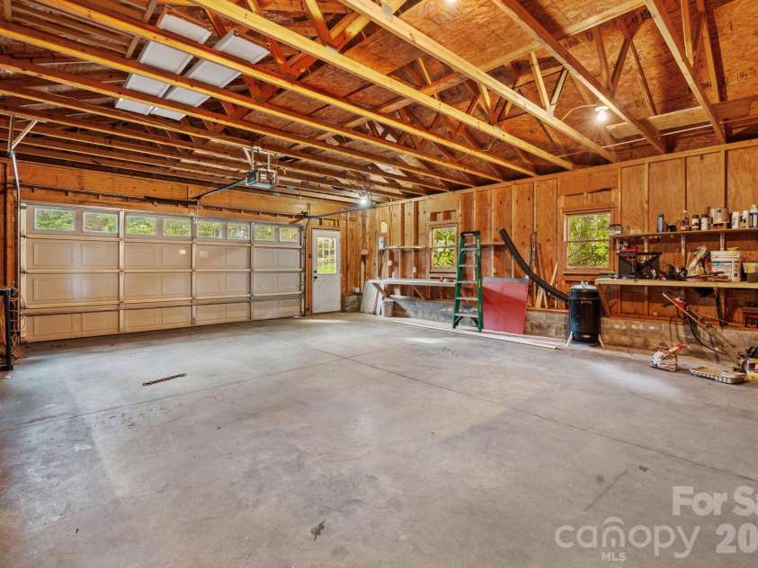188 Laurel Hill Drive, Boone, NC 28607.  MLS# CAR4417361, YatesRealty ID 46329. 