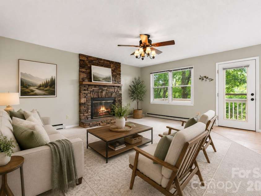 188 Laurel Hill Drive, Boone, NC 28607.  MLS# CAR4417361, YatesRealty ID 46329. Virtually Staged