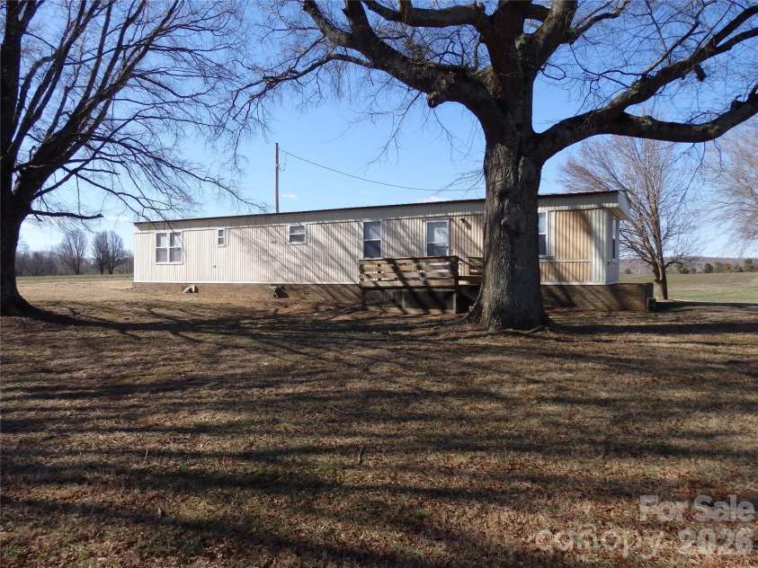 5750 New Hope Road, Denton, NC 27239.  MLS# CAR4350091, YatesRealty ID 4633. Front
