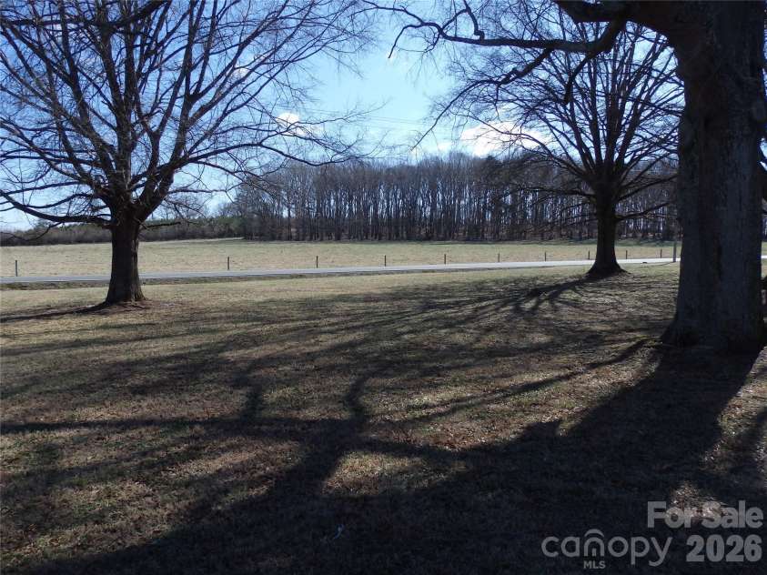 5750 New Hope Road, Denton, NC 27239.  MLS# CAR4350091, YatesRealty ID 4633. Front yard