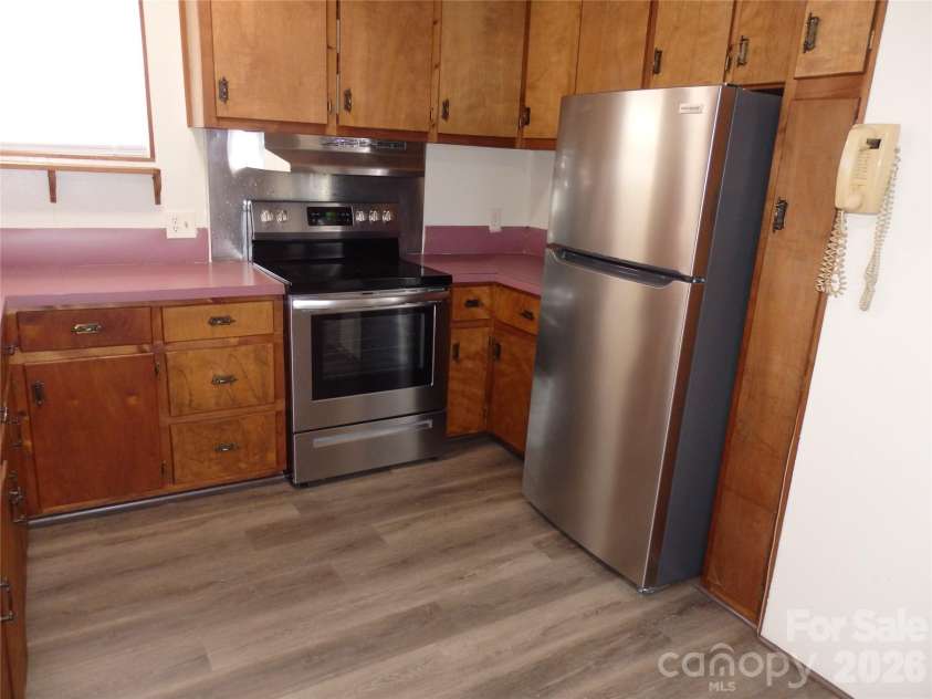 5750 New Hope Road, Denton, NC 27239.  MLS# CAR4350091, YatesRealty ID 4633. Kitchen