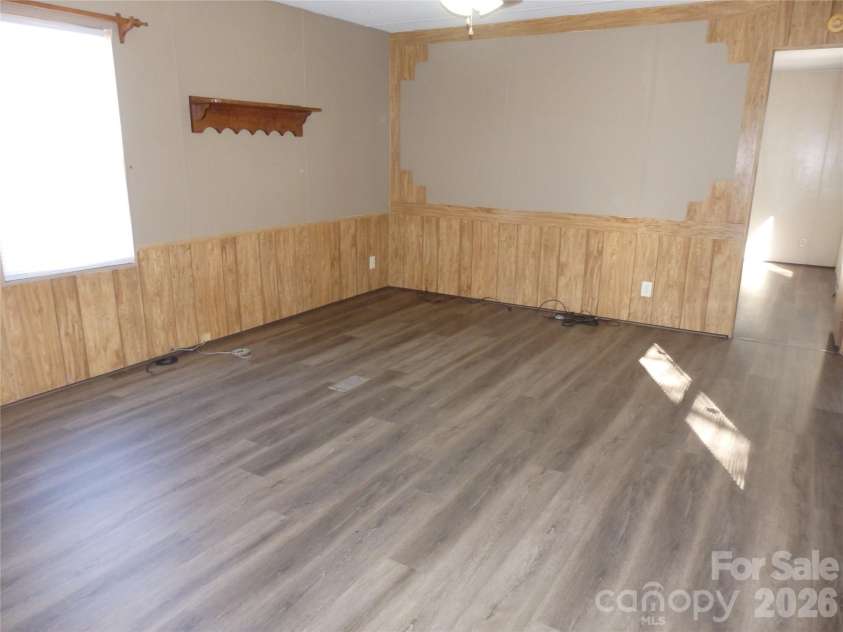 5750 New Hope Road, Denton, NC 27239.  MLS# CAR4350091, YatesRealty ID 4633. Living room