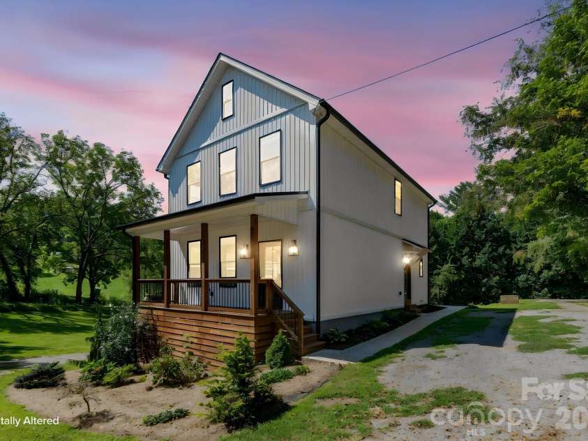 881 Burney Mountain Road, Fletcher, NC 28732.  MLS# CAR4416861, YatesRealty ID 46330. 