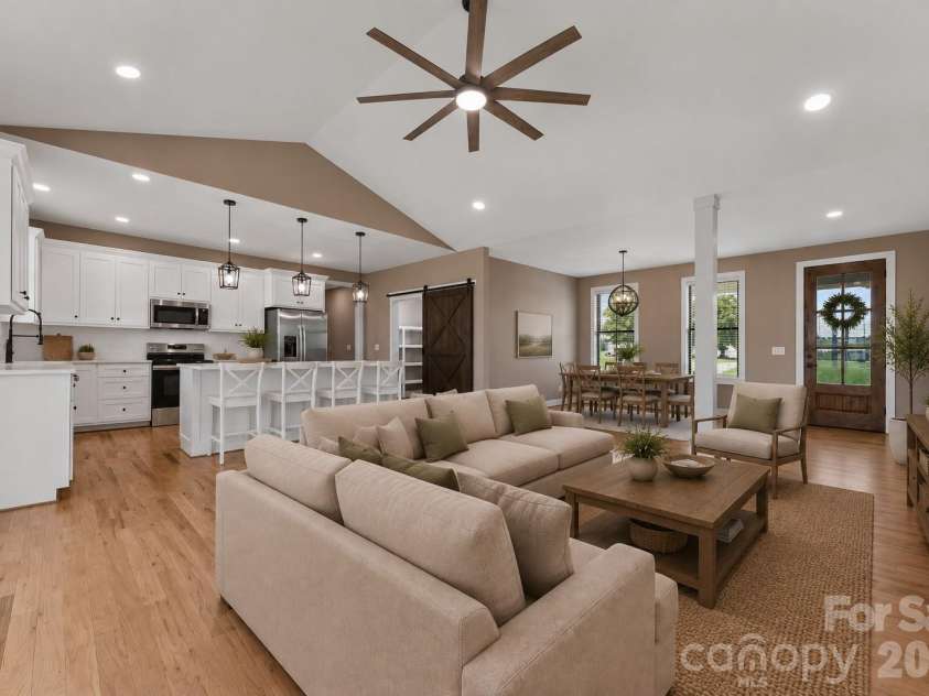 5785 NC 10 Highway, Hickory, NC 28602.  MLS# CAR4416931, YatesRealty ID 46331. 