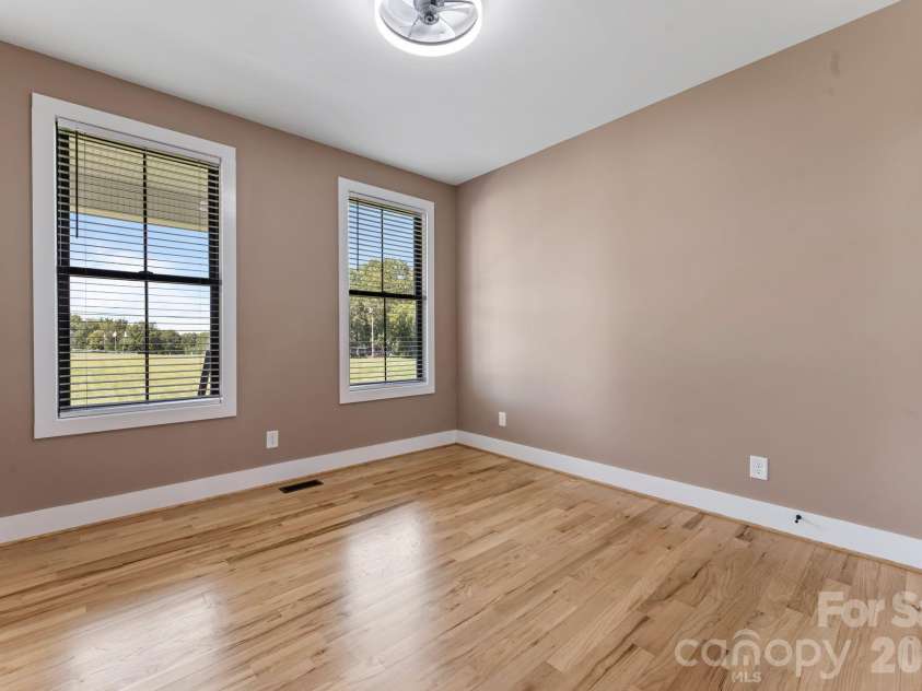 5785 NC 10 Highway, Hickory, NC 28602.  MLS# CAR4416931, YatesRealty ID 46331. 