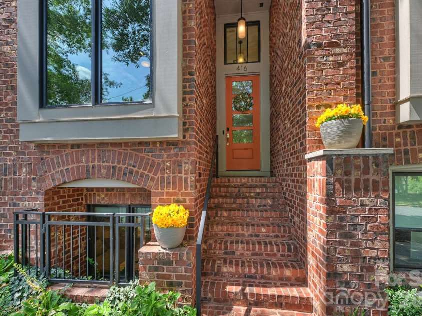 416 33rd Street, Charlotte, NC 28205.  MLS# CAR4412238, YatesRealty ID 46332. 