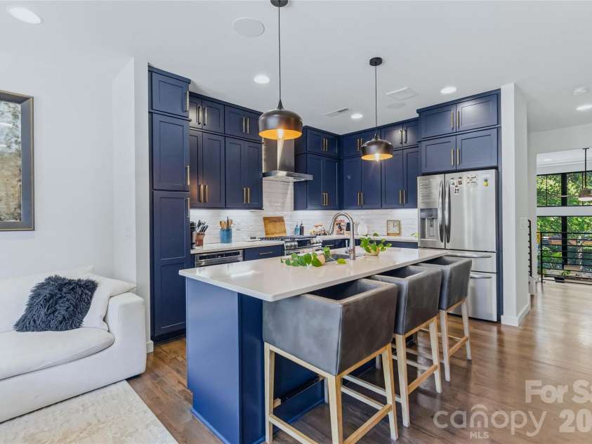 416 33rd Street, Charlotte, NC 28205.  MLS# CAR4427456, YatesRealty ID 46332. Kitchen
