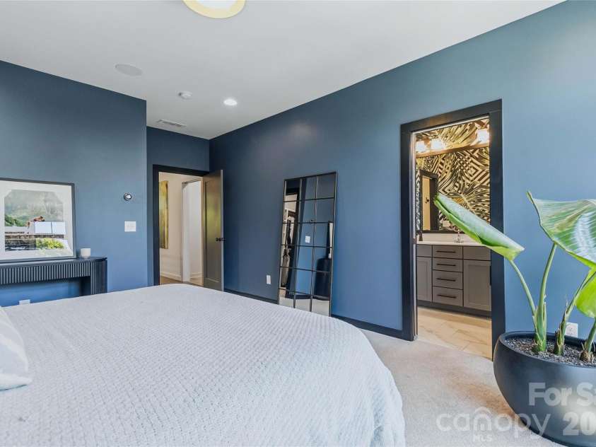 416 33rd Street, Charlotte, NC 28205.  MLS# CAR4427456, YatesRealty ID 46332. Primary Bedroom from the Far Corner