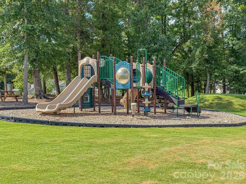 101 Clauser Road, Mount Holly, NC 28120.  MLS# CAR4417376, YatesRealty ID 46334. 