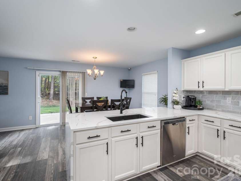 101 Clauser Road, Mount Holly, NC 28120.  MLS# CAR4417376, YatesRealty ID 46334. 