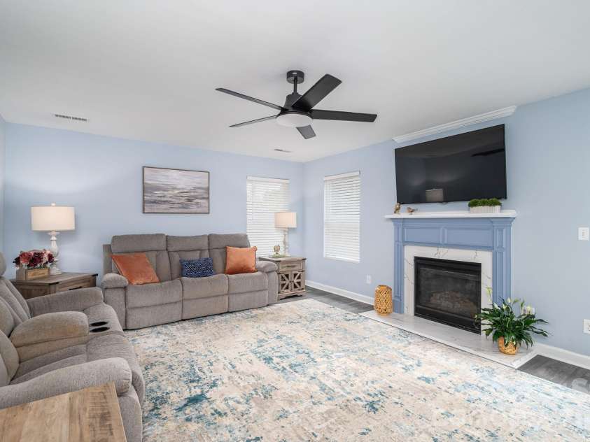101 Clauser Road, Mount Holly, NC 28120.  MLS# CAR4417376, YatesRealty ID 46334. 