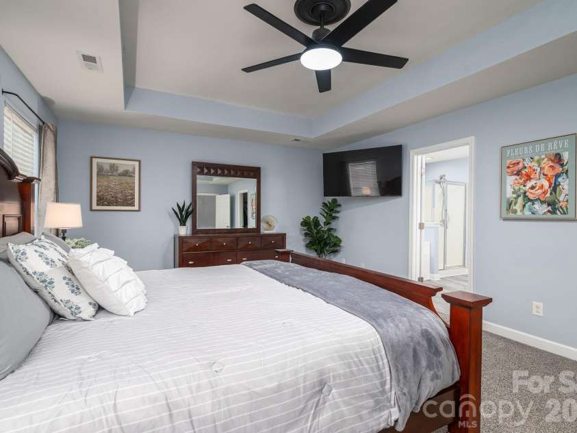 101 Clauser Road, Mount Holly, NC 28120.  MLS# CAR4417376, YatesRealty ID 46334. 