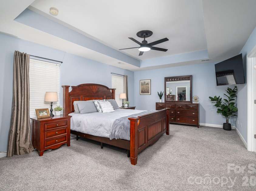 101 Clauser Road, Mount Holly, NC 28120.  MLS# CAR4417376, YatesRealty ID 46334. 
