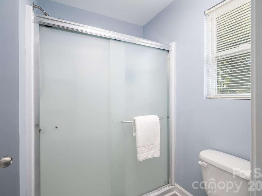 101 Clauser Road, Mount Holly, NC 28120.  MLS# CAR4417376, YatesRealty ID 46334. 