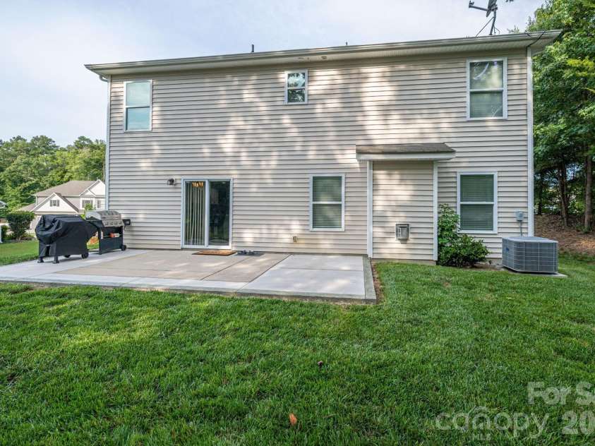 101 Clauser Road, Mount Holly, NC 28120.  MLS# CAR4417376, YatesRealty ID 46334. 