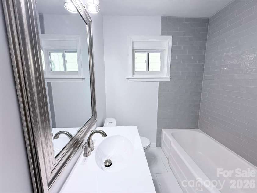1507 Horah Street, Salisbury, NC 28144.  MLS# CAR4416899, YatesRealty ID 46335. Full bathroom