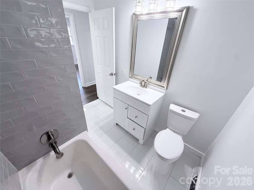 1507 Horah Street, Salisbury, NC 28144.  MLS# CAR4416899, YatesRealty ID 46335. Full bathroom