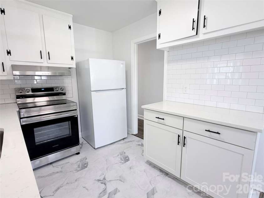 1507 Horah Street, Salisbury, NC 28144.  MLS# CAR4416899, YatesRealty ID 46335. Kitchen