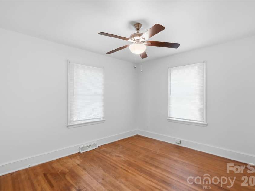 1506 Coker Avenue, Charlotte, NC 28208.  MLS# CAR4415832, YatesRealty ID 46337. 