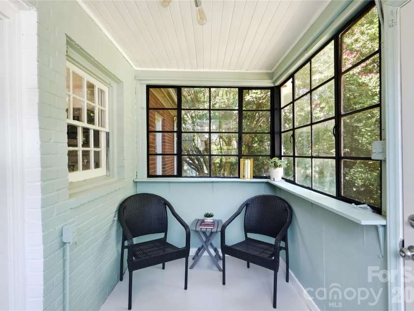 1506 Coker Avenue, Charlotte, NC 28208.  MLS# CAR4415832, YatesRealty ID 46337. 