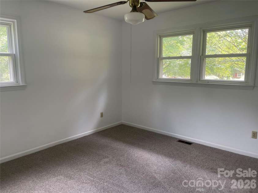 187 River Hills Drive, Forest City, NC 28043.  MLS# CAR4417386, YatesRealty ID 46338. 