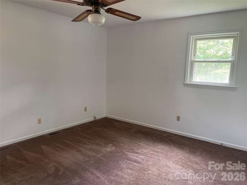 187 River Hills Drive, Forest City, NC 28043.  MLS# CAR4417386, YatesRealty ID 46338. 