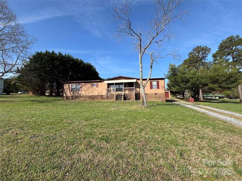 236 Bowmans Cutover Road, Taylorsville, NC 28681.  MLS# CAR4241896, YatesRealty ID 4634. 