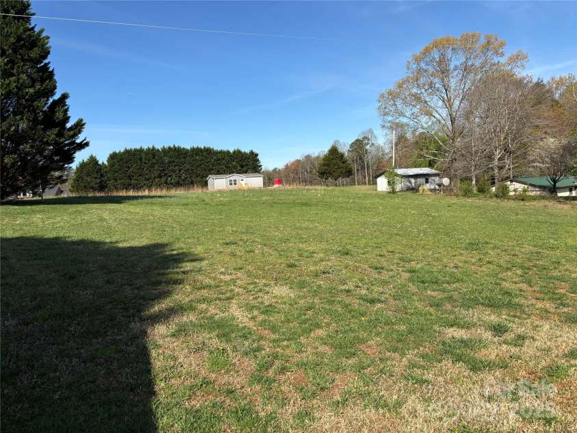 236 Bowmans Cutover Road, Taylorsville, NC 28681.  MLS# CAR4241896, YatesRealty ID 4634. 